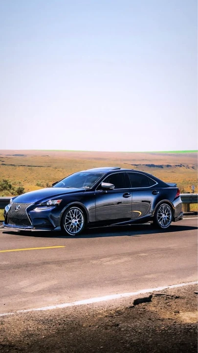 2014 Lexus IS 3rd Gen - Image 6 of 14