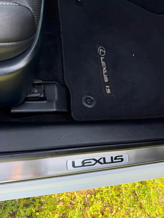 2014 Lexus IS 3rd Gen - Image 13 of 17