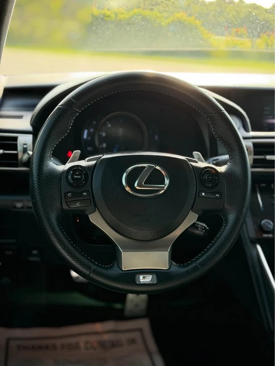 2014 Lexus IS 3rd Gen - Image 16 of 17