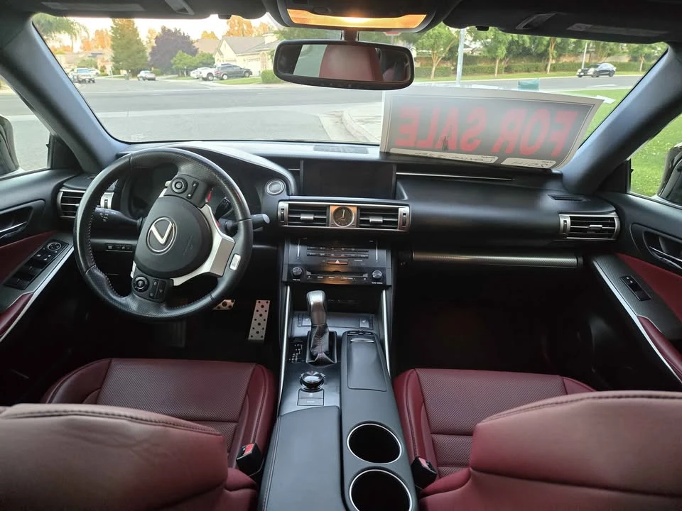 2014 Lexus IS 3rd Gen - Image 4 of 5