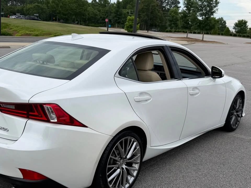 2014 Lexus IS 3rd Gen - Image 12 of 15