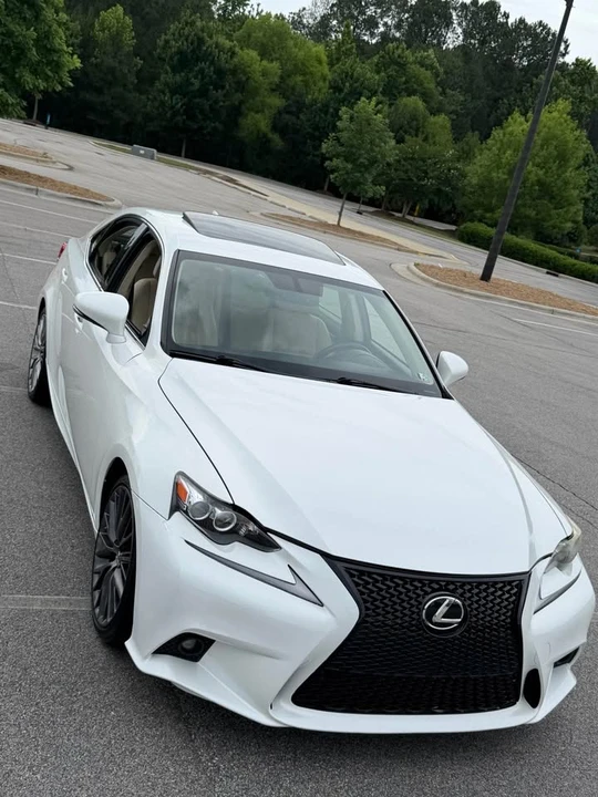 2014 Lexus IS 3rd Gen - Image 4 of 15