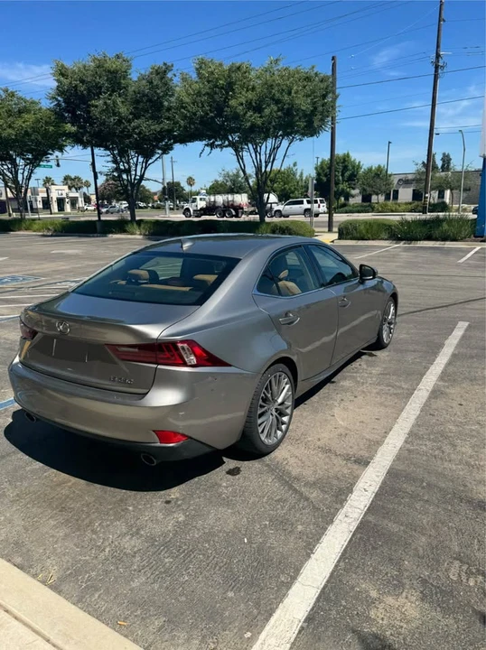 2014 Lexus IS 3rd Gen - Image 5 of 9