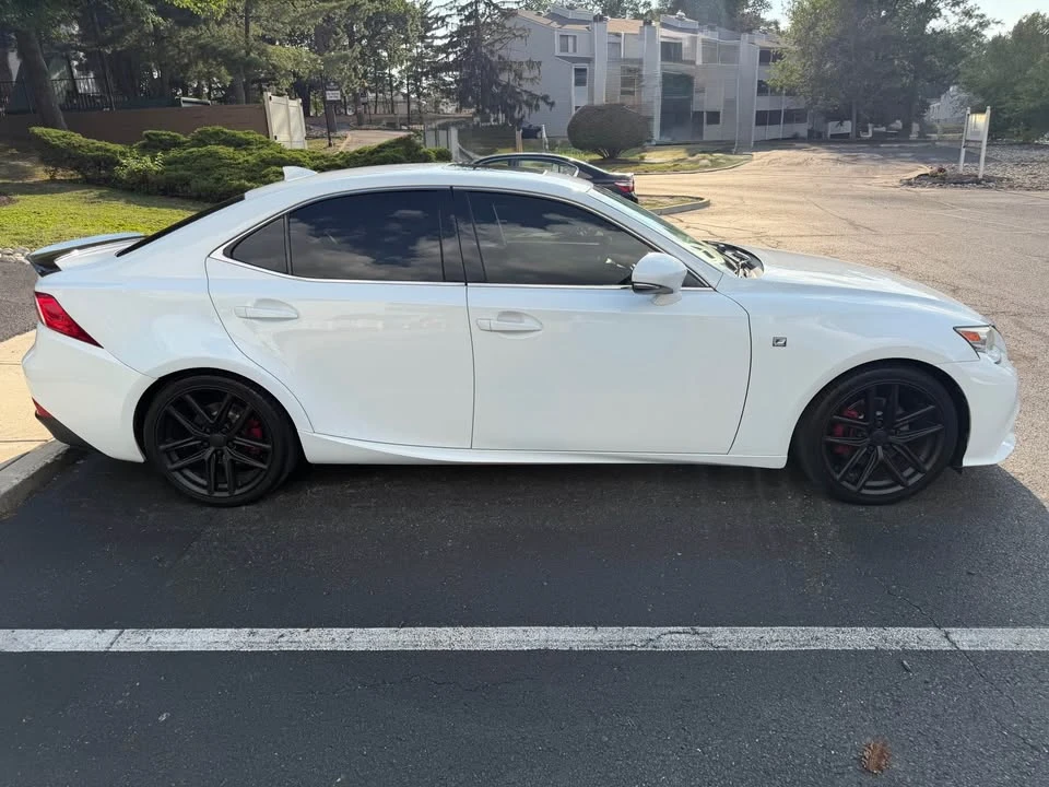 2014 Lexus IS 3rd Gen - Image 4 of 15
