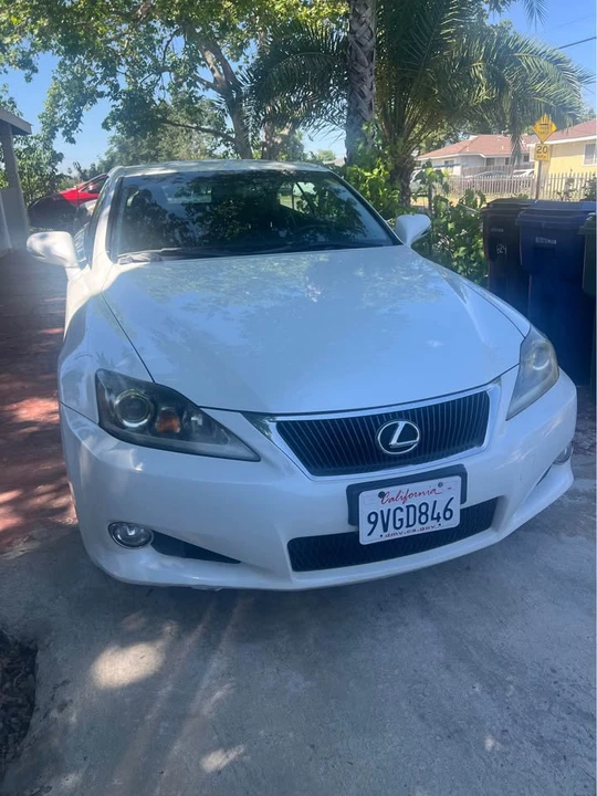 2014 Lexus IS 2nd Gen - Image 3 of 11