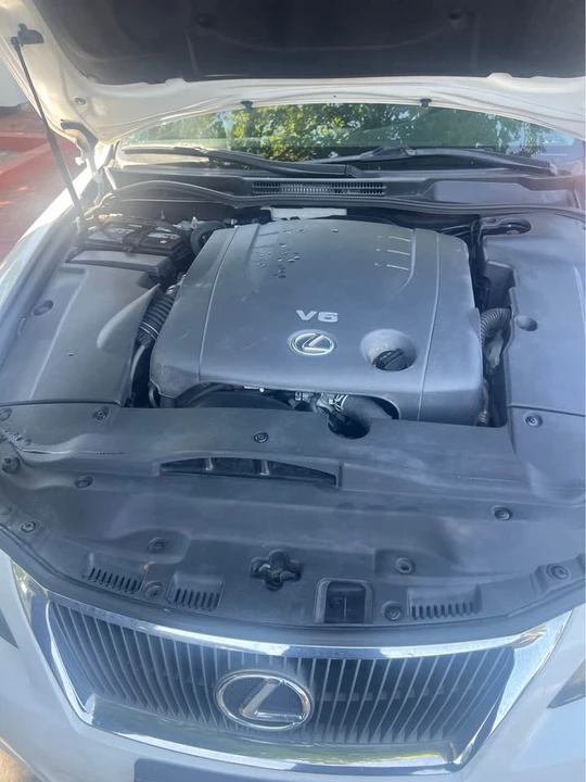 2014 Lexus IS 2nd Gen - Image 9 of 11