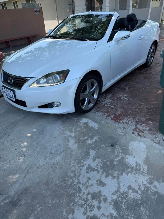 2014 Lexus IS 2nd Gen - Image 7 of 11