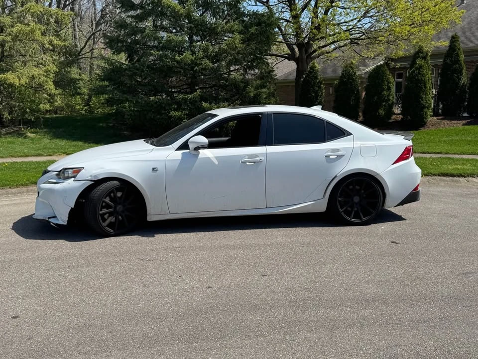 2014 Lexus IS 3rd Gen - Image 4 of 10