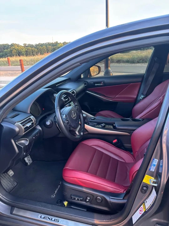 2014 Lexus IS 3rd Gen - Image 5 of 12