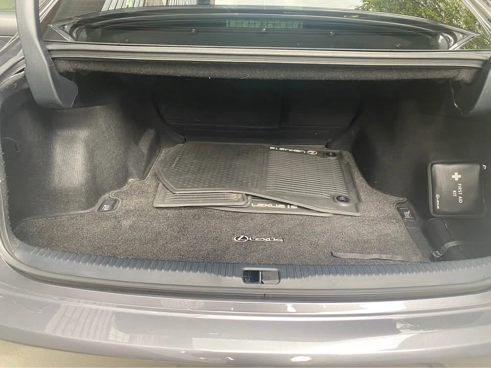 2014 Lexus IS 3rd Gen - Image 10 of 15