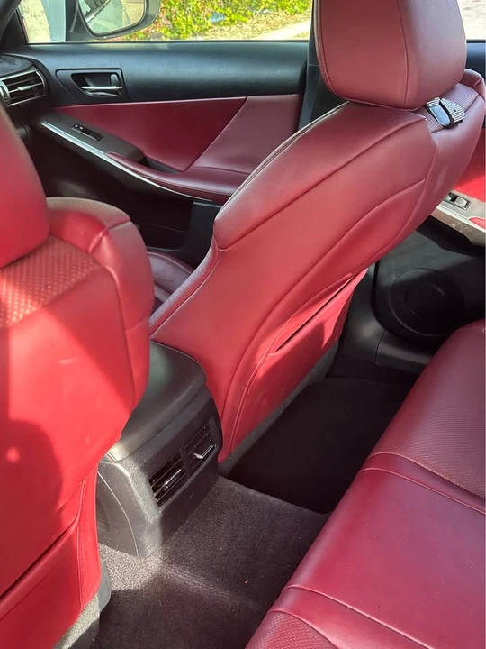 2014 Lexus IS 3rd Gen - Image 18 of 21