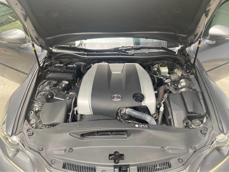 2014 Lexus IS 3rd Gen - Image 11 of 15