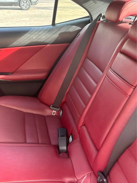 2014 Lexus IS 3rd Gen - Image 19 of 21