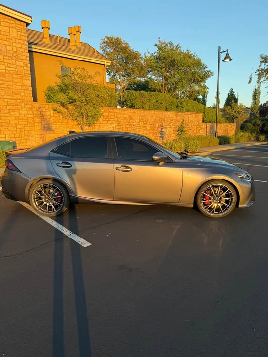 2014 Lexus IS 3rd Gen - Image 4 of 15