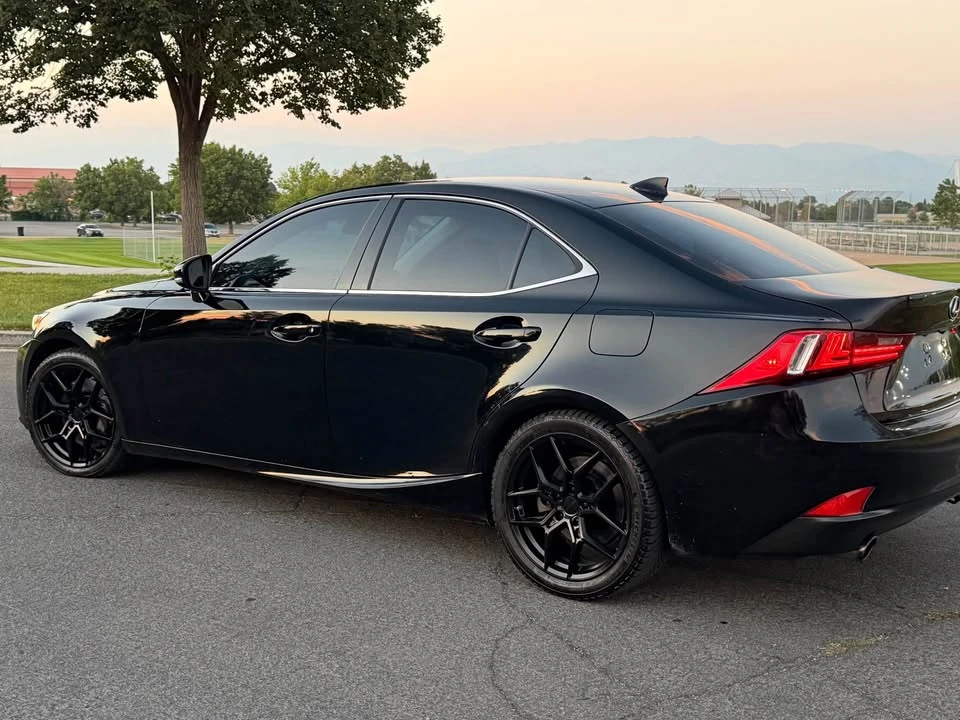 2014 Lexus IS 3rd Gen - Image 6 of 13