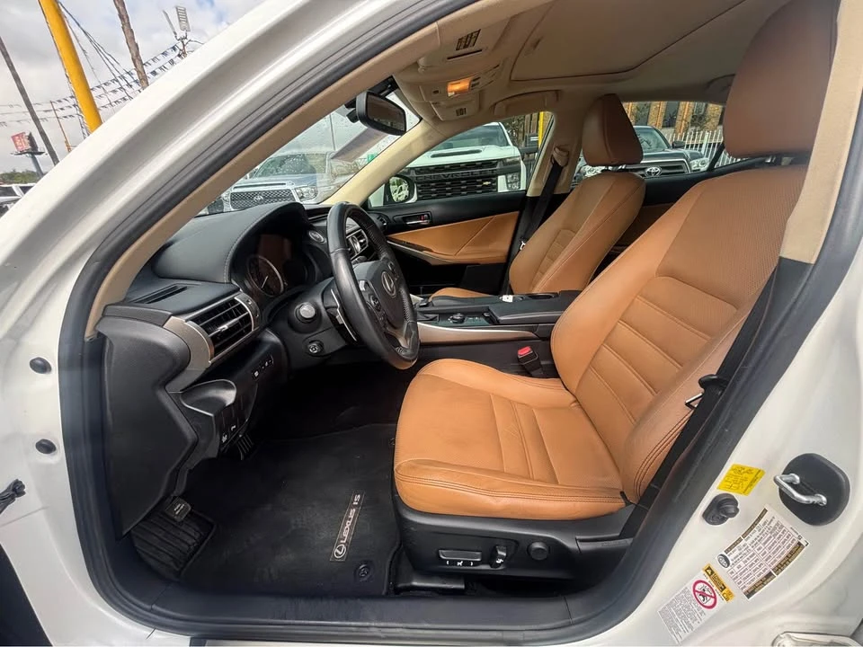 2014 Lexus IS 3rd Gen - Image 4 of 6