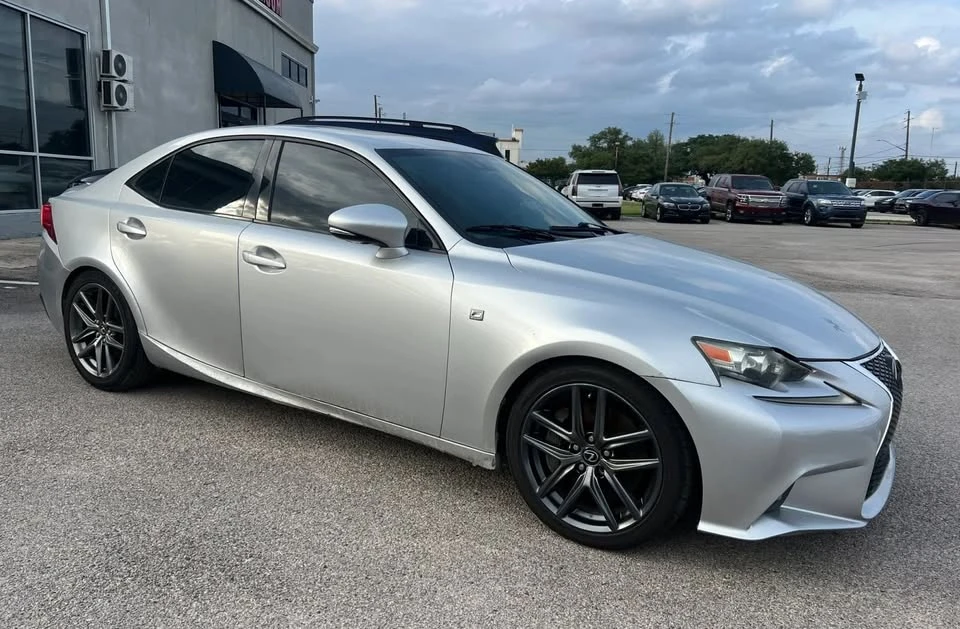 2014 Lexus IS 3rd Gen - Image 6 of 12