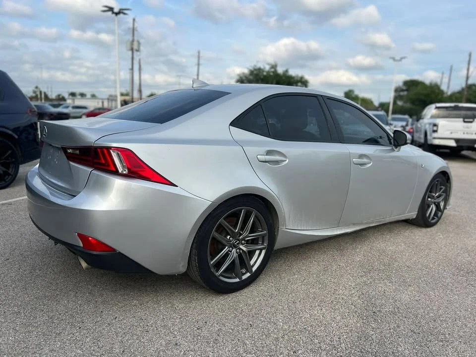 2014 Lexus IS 3rd Gen - Image 5 of 12