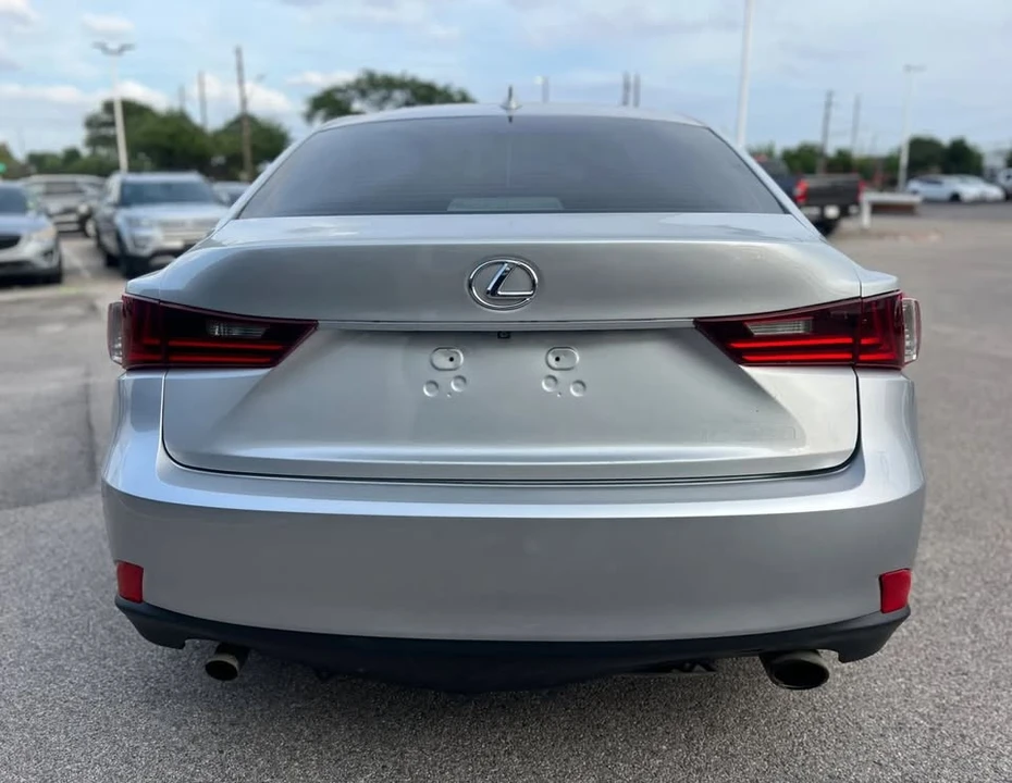 2014 Lexus IS 3rd Gen - Image 4 of 12