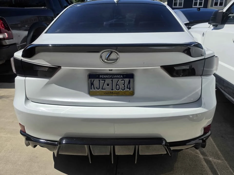 2014 Lexus IS 3rd Gen - Image 18 of 20