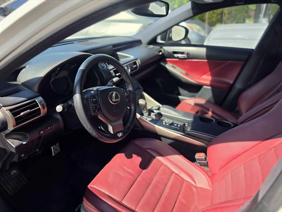 2014 Lexus IS 3rd Gen - Image 11 of 20