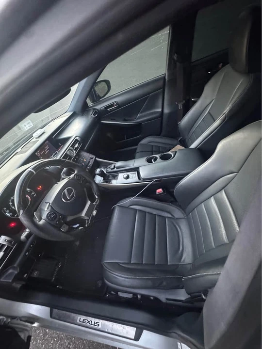 2014 Lexus IS 3rd Gen - Image 8 of 10