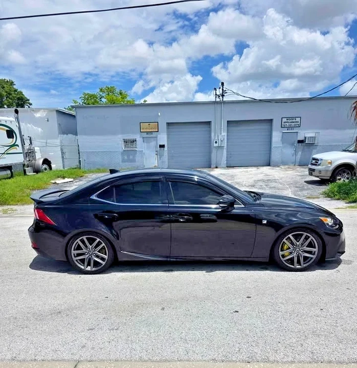 2014 Lexus IS 3rd Gen - Image 6 of 13