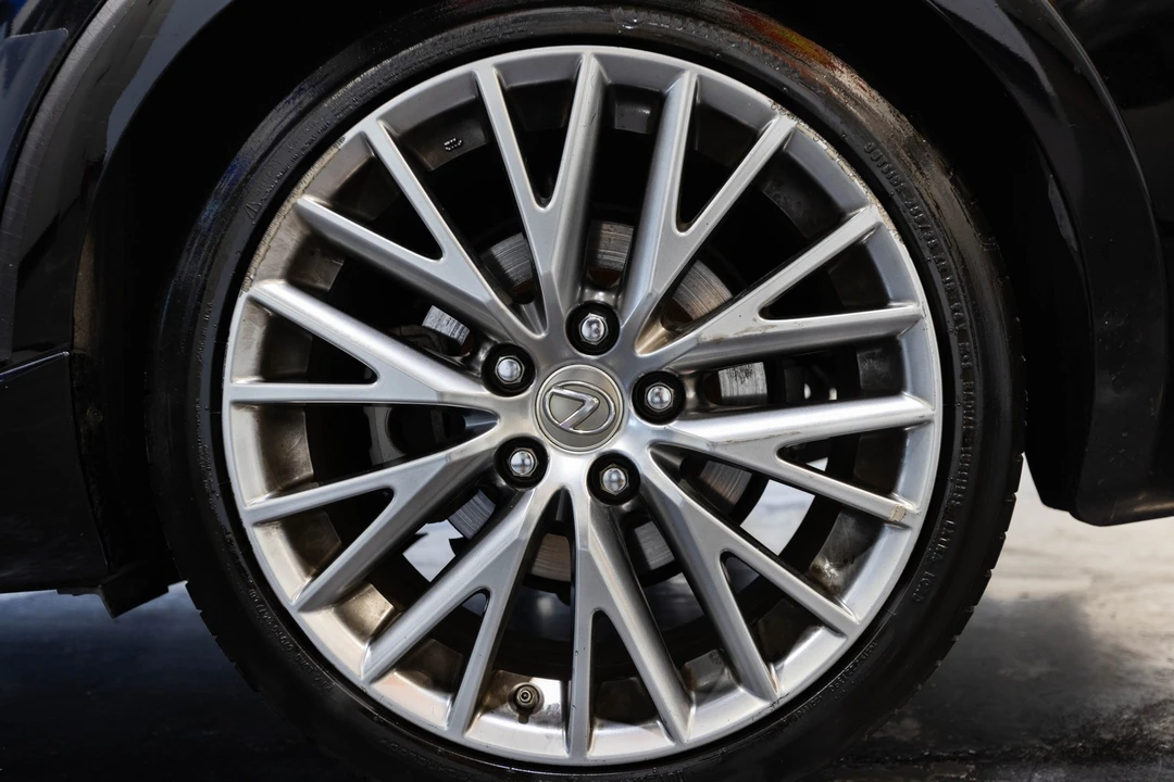 2014 Lexus IS 3rd Gen - Image 9 of 12