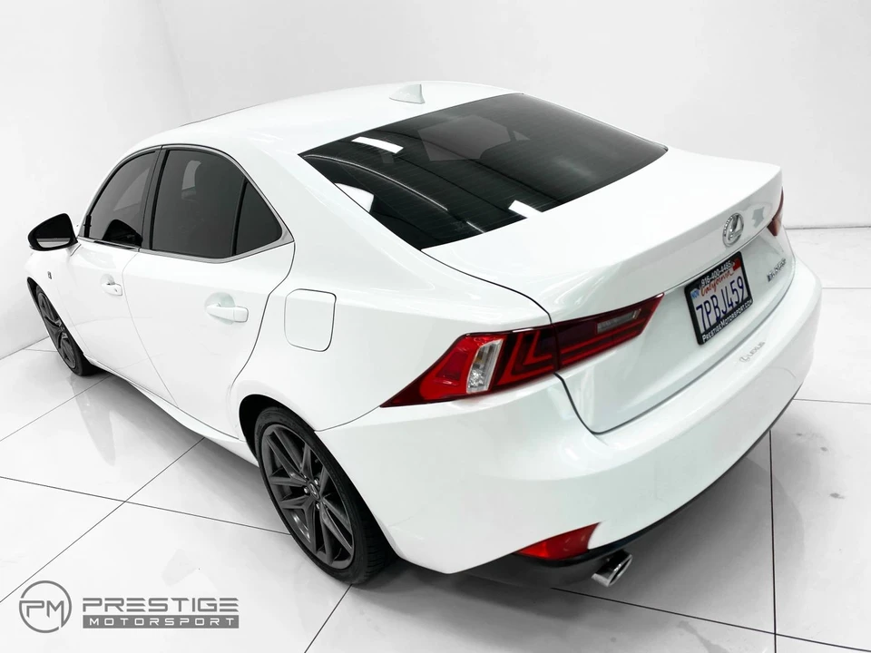 2014 Lexus IS 3rd Gen - Image 26 of 31