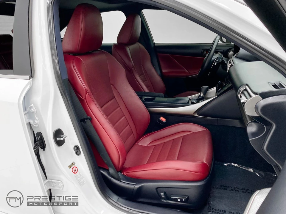 2014 Lexus IS 3rd Gen - Image 30 of 31