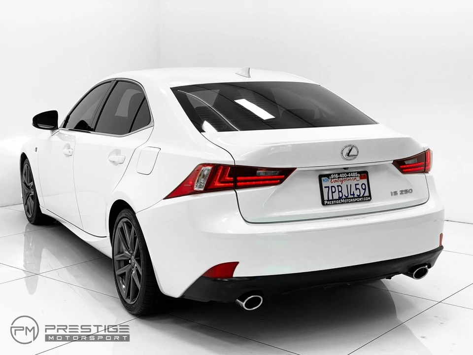 2014 Lexus IS 3rd Gen - Image 12 of 31