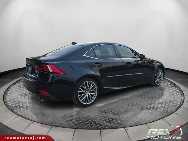 2014 Lexus IS 2nd Gen - Image 5 of 12