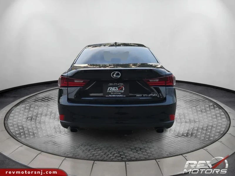 2014 Lexus IS 2nd Gen - Image 4 of 12