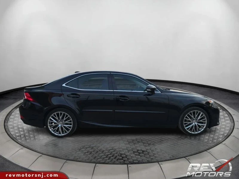 2014 Lexus IS 2nd Gen - Image 6 of 12