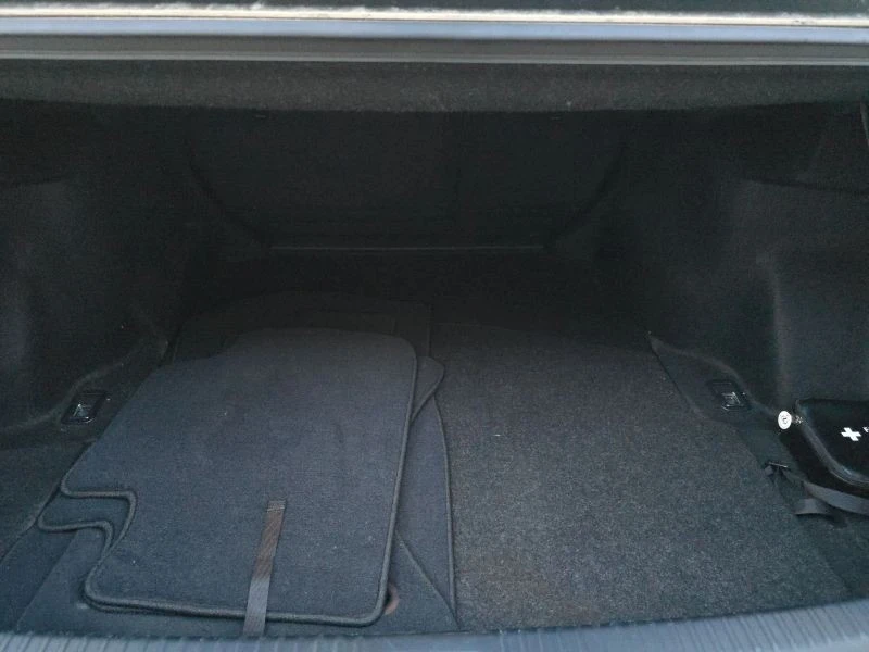 2014 Lexus IS 2nd Gen - Image 11 of 12