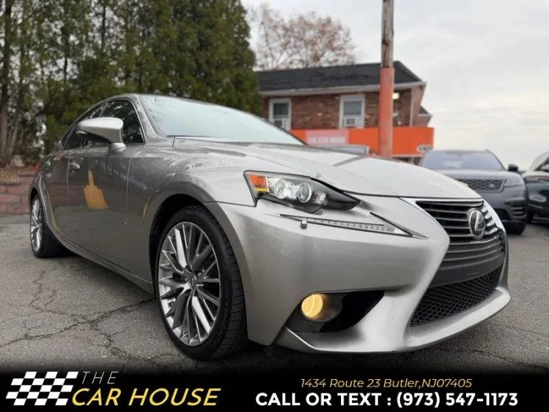 2014 Lexus IS 3rd Gen - Image 5 of 12