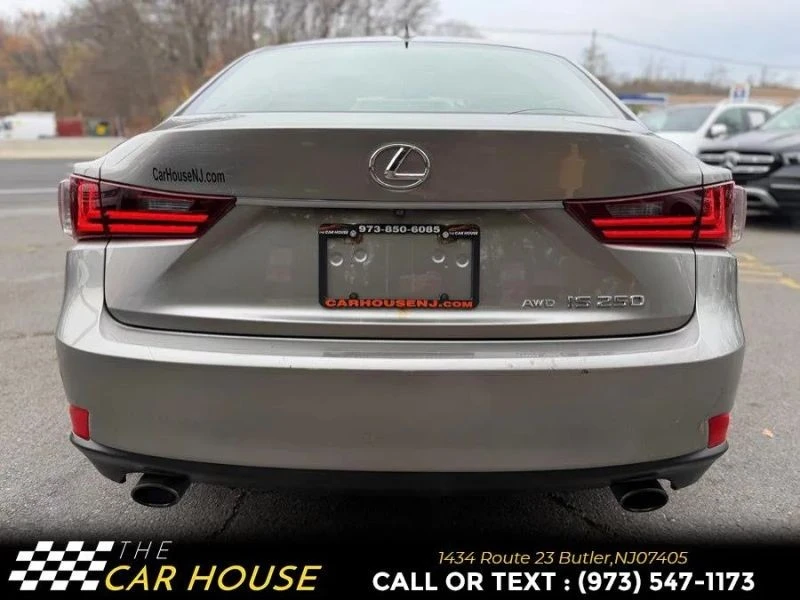 2014 Lexus IS 3rd Gen - Image 8 of 12