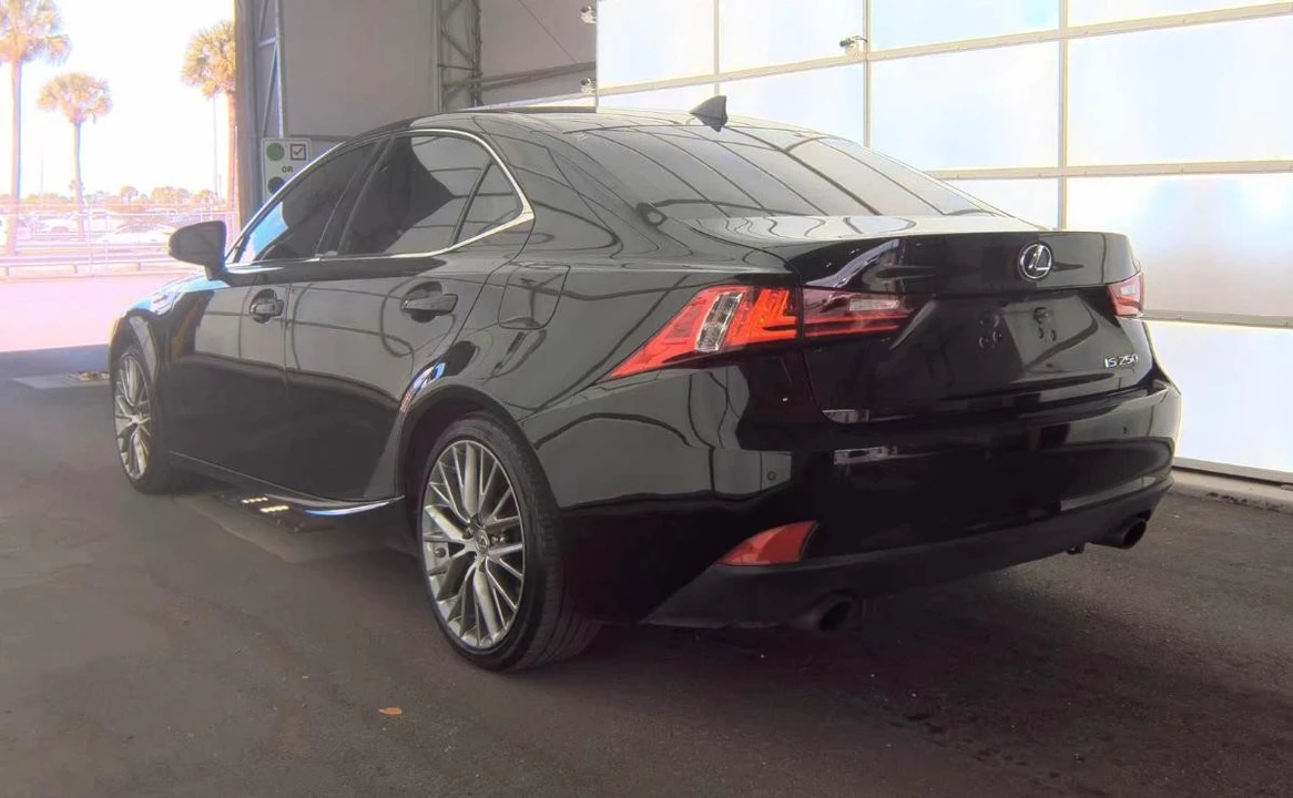 2014 Lexus IS 3rd Gen - Image 6 of 12