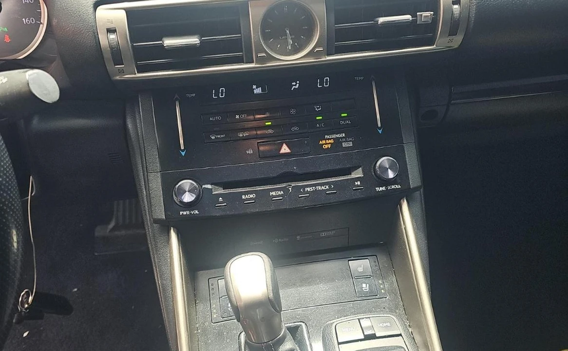 2014 Lexus IS 3rd Gen - Image 11 of 12