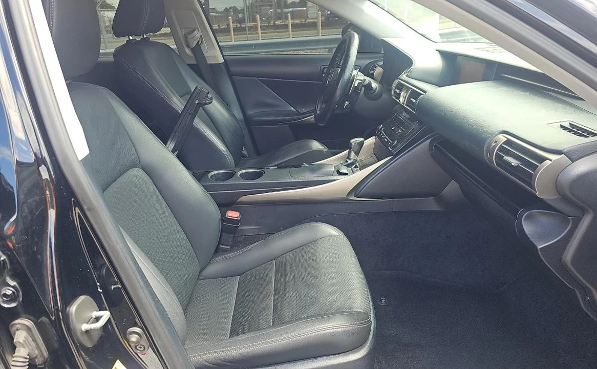 2014 Lexus IS 3rd Gen - Image 8 of 12