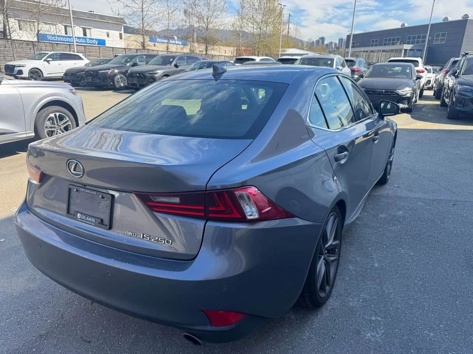 2014 Lexus IS 3rd Gen - Image 5 of 9
