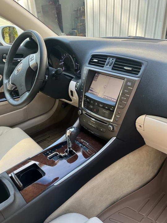 2014 Lexus IS 2nd Gen - Image 3 of 5