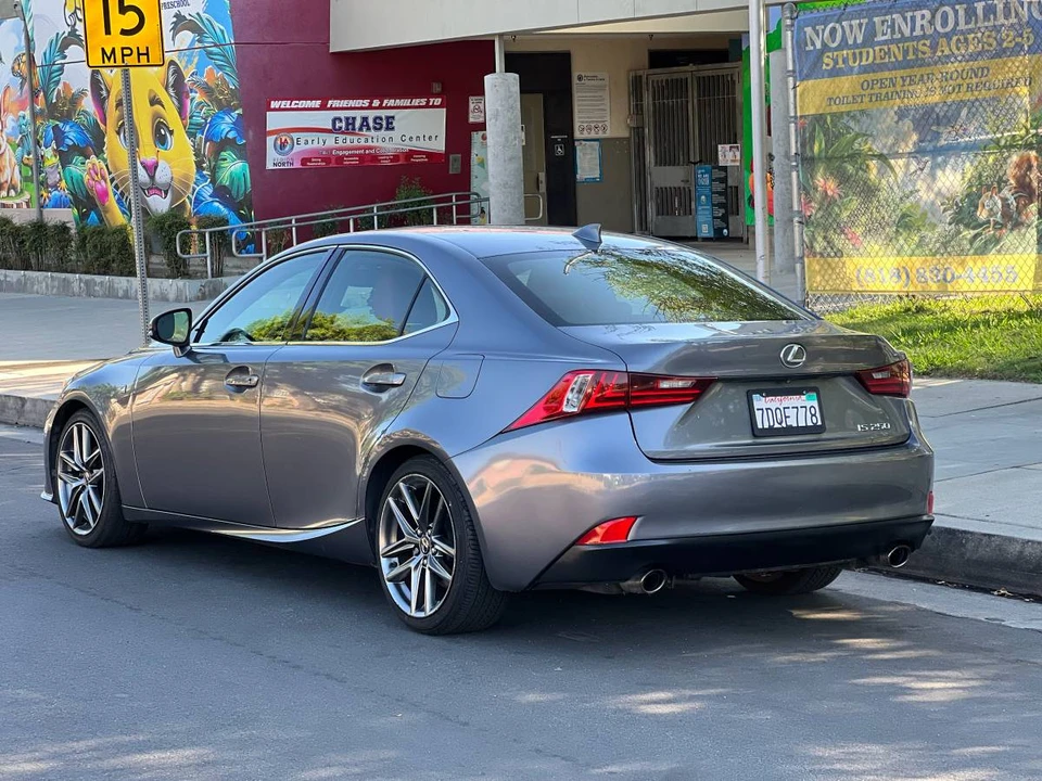 2014 Lexus IS 3rd Gen - Image 5 of 14