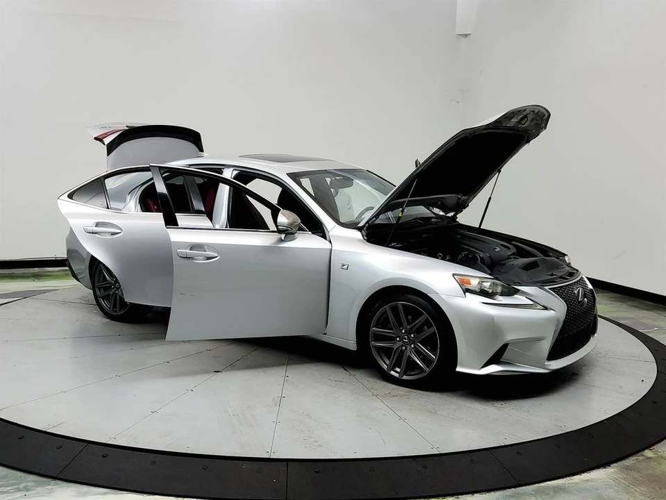 2014 Lexus IS 3rd Gen - Image 10 of 31