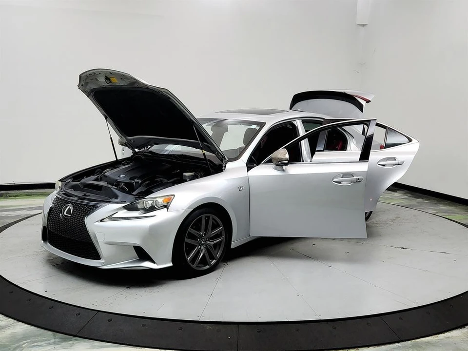 2014 Lexus IS 3rd Gen - Image 9 of 31