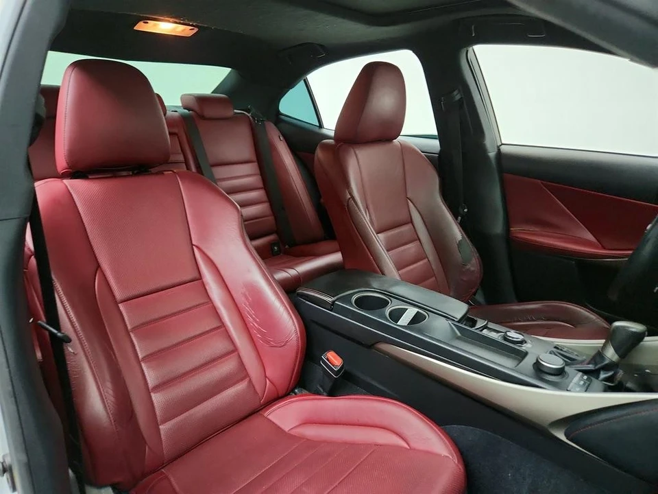 2014 Lexus IS 3rd Gen - Image 26 of 31