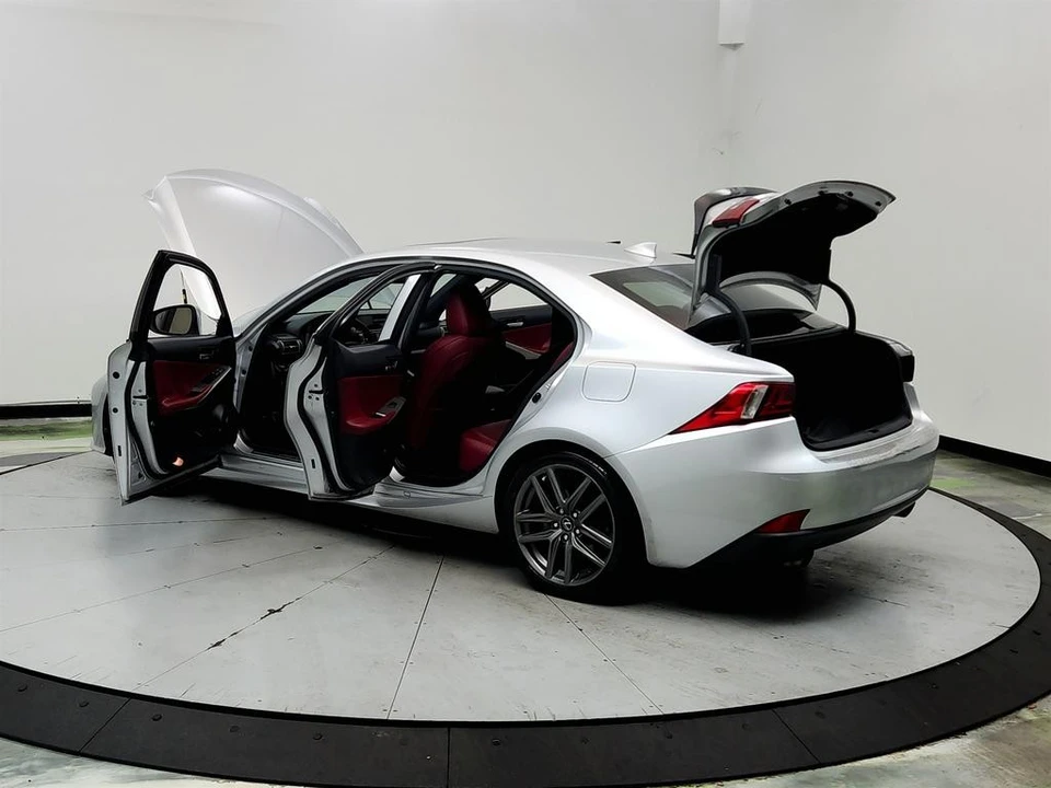 2014 Lexus IS 3rd Gen - Image 12 of 31