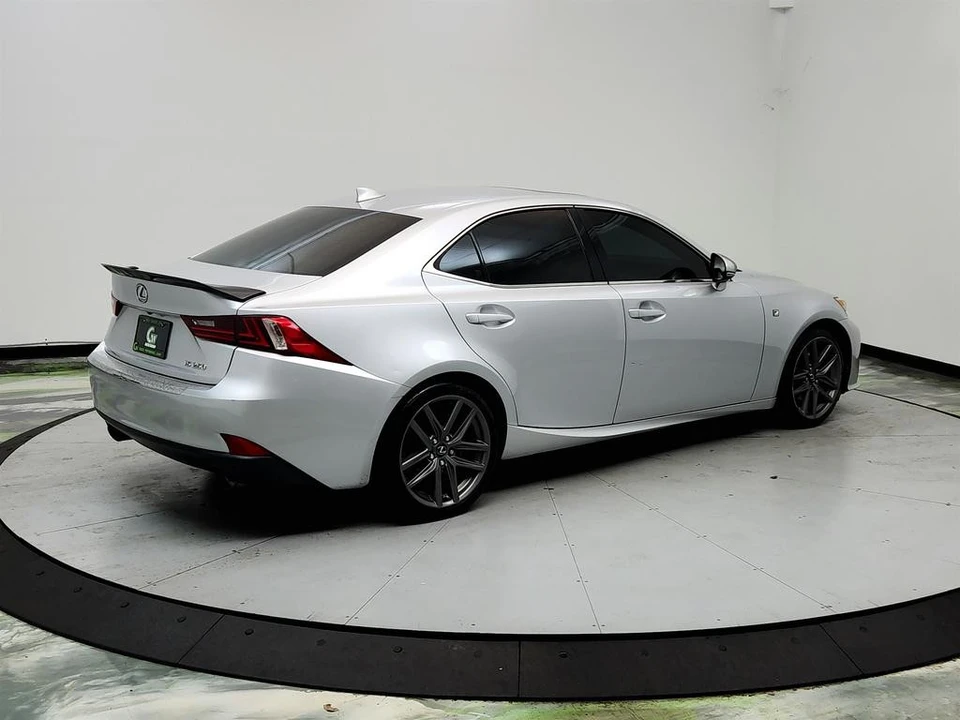 2014 Lexus IS 3rd Gen - Image 5 of 31