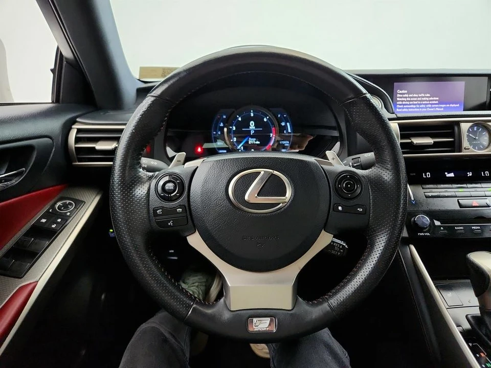 2014 Lexus IS 3rd Gen - Image 17 of 31