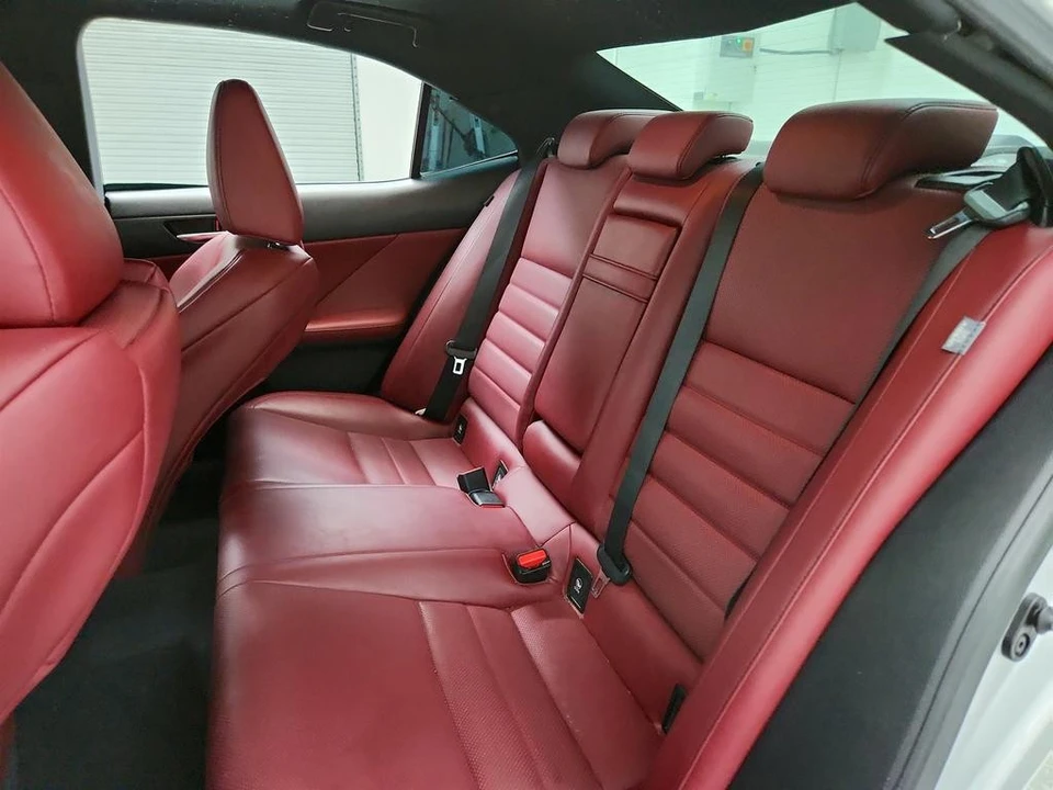 2014 Lexus IS 3rd Gen - Image 23 of 31